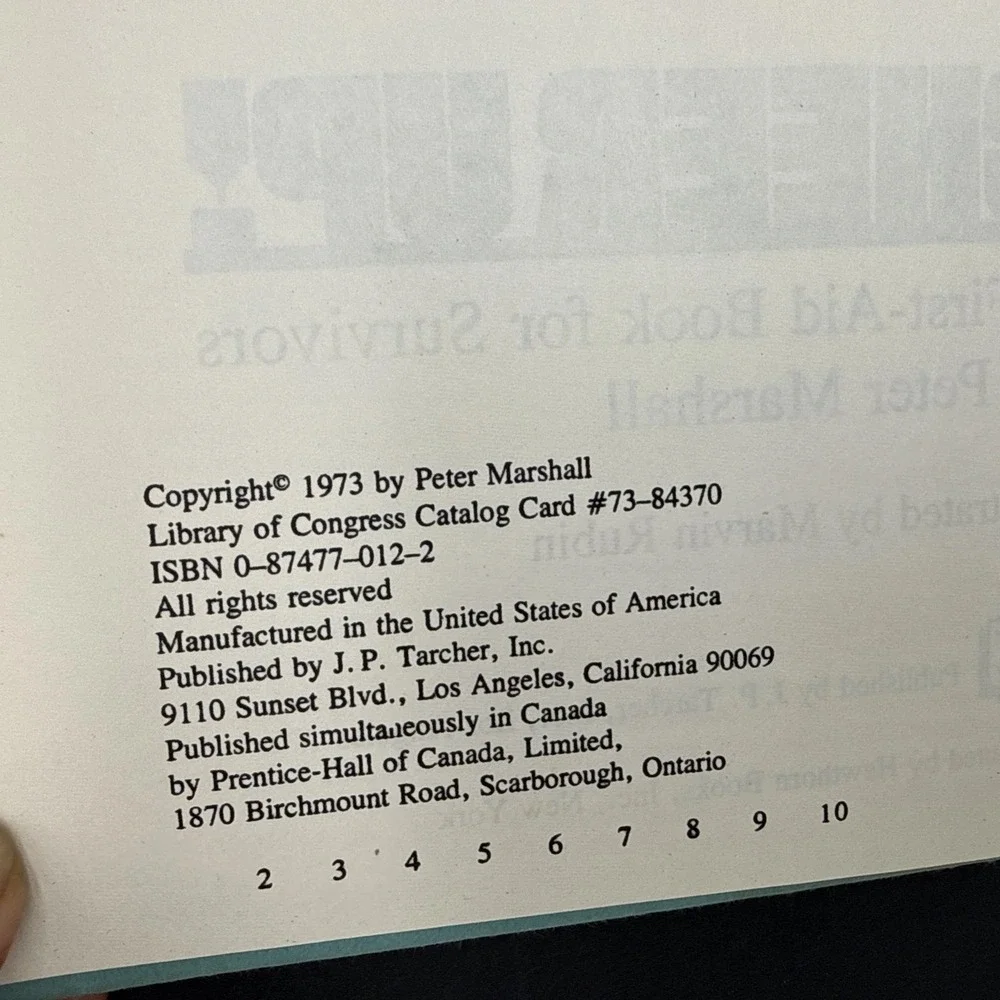 Vtg‎ Cheer Up! A first aid book for survivors by Peter Marshall